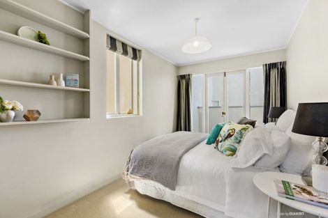 Photo of property in 53 Harbour View Road, Northland, Wellington, 6012