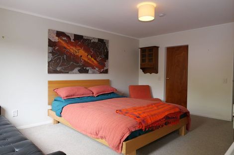 Photo of property in Willow Court, 6/15 Pehi Kupa Street, Waikanae, 5036