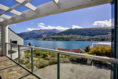 Photo of property in 415 Peninsula Road, Kelvin Heights, Queenstown, 9300