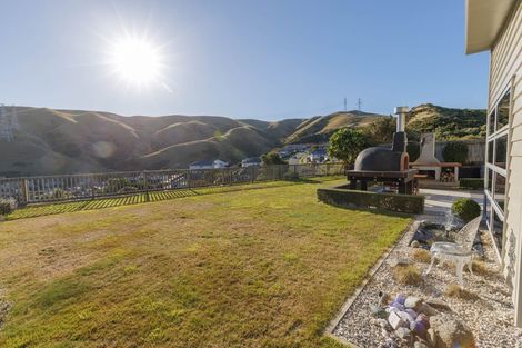 Photo of property in 8 Didsbury Grove, Churton Park, Wellington, 6037