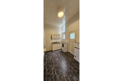 Photo of property in 1/13 Garden Road, Northland, Wellington, 6012