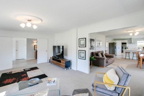 Photo of property in 2 Fern Grove, Taradale, Napier, 4112