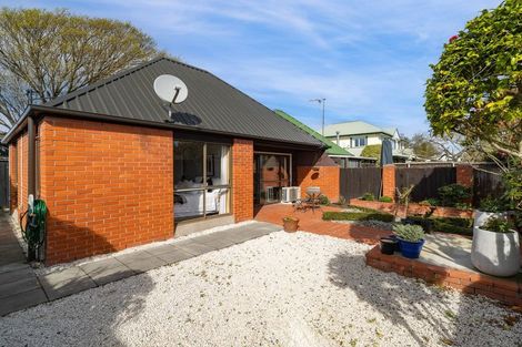 Photo of property in 89 Windermere Road, Papanui, Christchurch, 8053