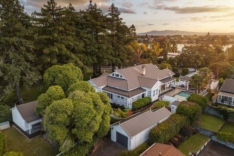 Photo of property in 23 Ruakiwi Road, Hamilton Lake, Hamilton, 3204