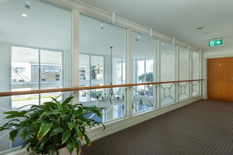 Photo of property in 10/12 Maunganui Road, Mount Maunganui, 3116