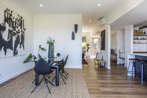 Photo of property in 8a Huka Road, Birkenhead, Auckland, 0626