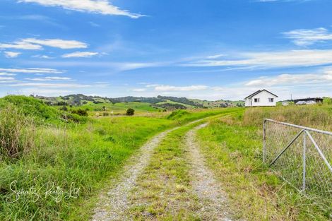 Photo of property in 32a Swamp Road, Mareretu, Maungaturoto, 0571