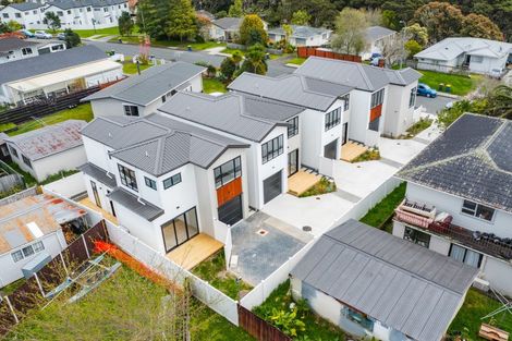 Photo of property in 40 Allington Road, Massey, Auckland, 0614