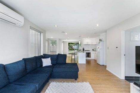 Photo of property in 11 Phar Lap Crescent, Takanini, 2112