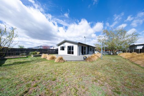 Photo of property in 14 Rhoboro Road, Twizel, 7901