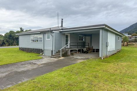 Photo of property in 13 Main Road, Fox Glacier, 7886