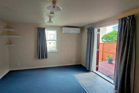 Photo of property in 60 Austin Street, Mount Victoria, Wellington, 6011