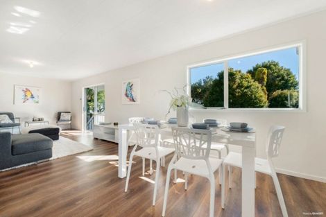 Photo of property in 3 Bundena Place, Clendon Park, Auckland, 2103