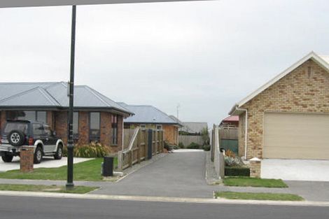 Photo of property in 208 Rolleston Drive, Rolleston, 7614