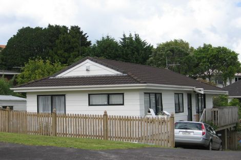 Photo of property in 1/24 Richards Avenue, Forrest Hill, Auckland, 0620