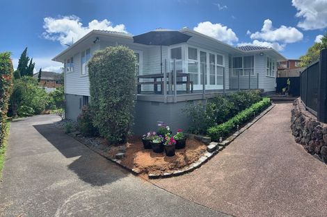 Photo of property in 10 Yeoman Place, Howick, Auckland, 2014