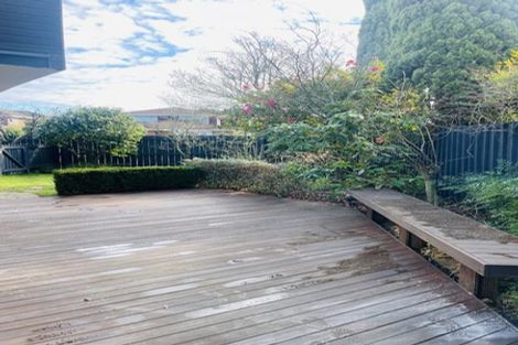 Photo of property in 2/35 Solway Avenue, Ilam, Christchurch, 8041