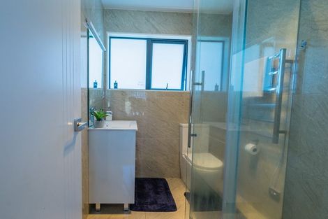 Photo of property in 501c Massey Road, Mangere, Auckland, 2022