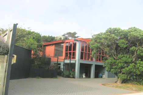 Photo of property in 118 Mana Esplanade, Paremata, Porirua, 5026