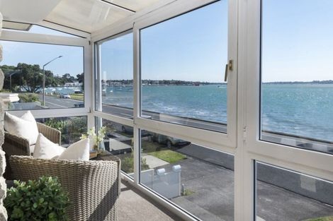 Photo of property in 52a The Parade, Bucklands Beach, Auckland, 2012
