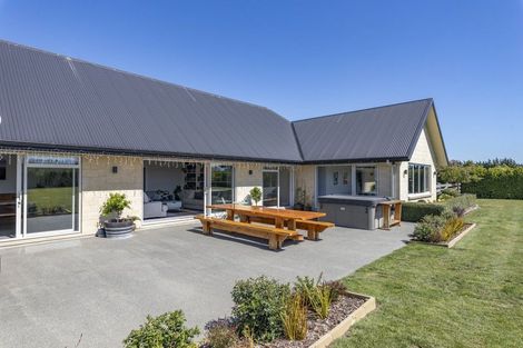 Photo of property in 178 School Road, West Eyreton, Rangiora, 7475