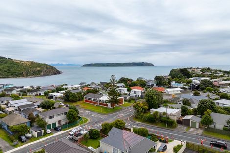 Photo of property in 4a Mana Avenue, Titahi Bay, Porirua, 5022