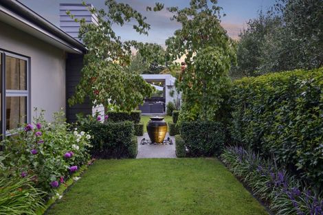 Photo of property in 1 Westall Lane, Avonhead, Christchurch, 8042