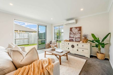 Photo of property in 11 Sabre Street, Papamoa Beach, Papamoa, 3118