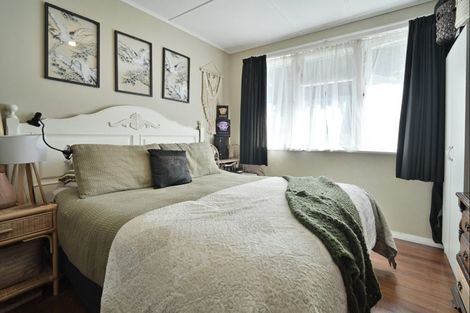 Photo of property in 408 Huia Street, Camberley, Hastings, 4120