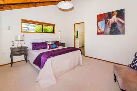Photo of property in 2/56 Galaxy Drive, Mairangi Bay, Auckland, 0630