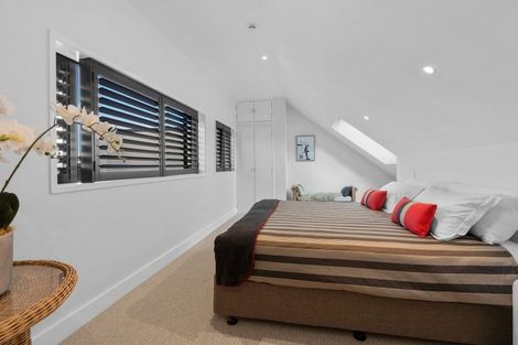 Photo of property in 14b Alfred Street, Northcote Point, Auckland, 0627