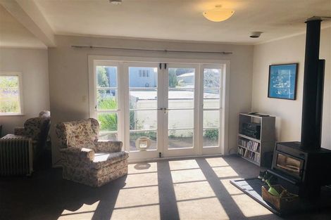 Photo of property in 26 Ocean Road, Paraparaumu Beach, Paraparaumu, 5032