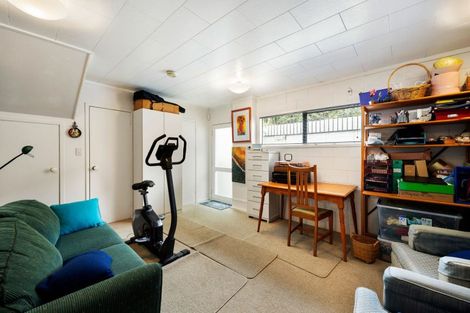 Photo of property in 1 Sheriff Place, Riverlea, Hamilton, 3216