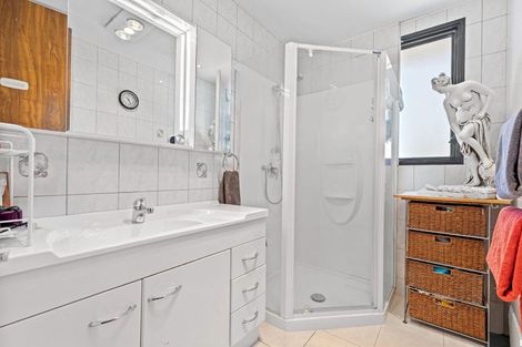 Photo of property in 15 Marinich Drive, Ranui, Auckland, 0612