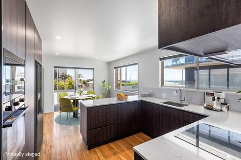 Photo of property in 148 Molesworth Street, New Plymouth, 4312