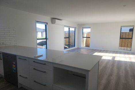 Photo of property in 2 Ellmers Street, Woodend, 7610