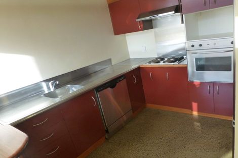 Photo of property in Pirie Street Townhouses, 28/35u Pirie Street, Mount Victoria, Wellington, 6011