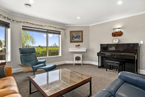Photo of property in 74 Orion Drive, Welcome Bay, Tauranga, 3112