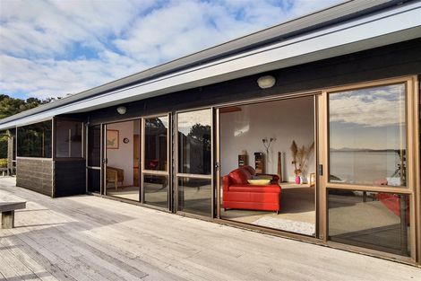 Photo of property in 54 Oneroa Road, Russell, 0202