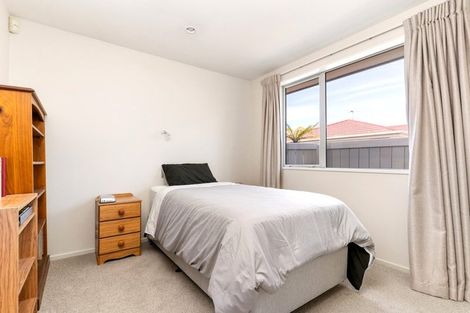 Photo of property in 62b Withells Road, Avonhead, Christchurch, 8042