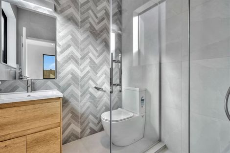 Photo of property in 12 Woven Place, Karaka, 2113