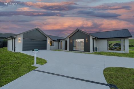 Photo of property in 5 Powhiri Place, Wharekaho, Whitianga, 3510