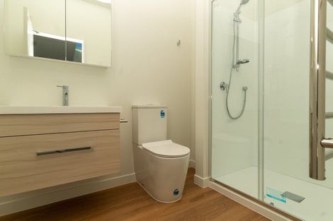 Photo of property in 8/2 Moor Avenue, Te Atatu Peninsula, Auckland, 0610