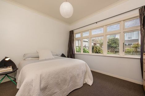 Photo of property in 99a Freyberg Street, Lyall Bay, Wellington, 6022