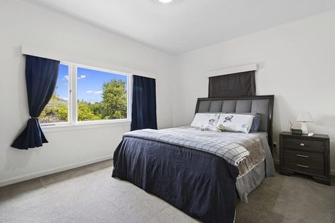 Photo of property in 17 Carey Street, Maeroa, Hamilton, 3200