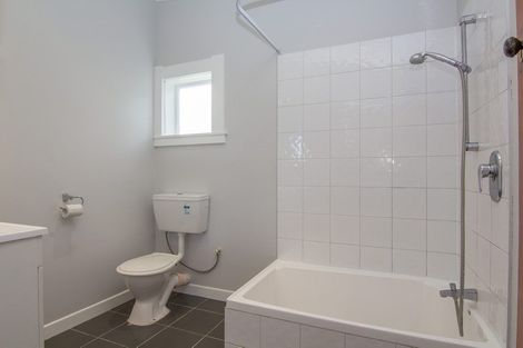 Photo of property in 7 Miro Street, Helensville, 0800