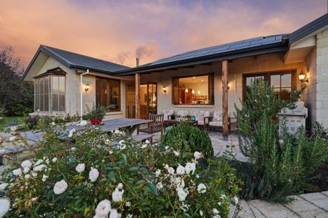 Photo of property in 1402 North Eyre Road, West Eyreton, Rangiora, 7475
