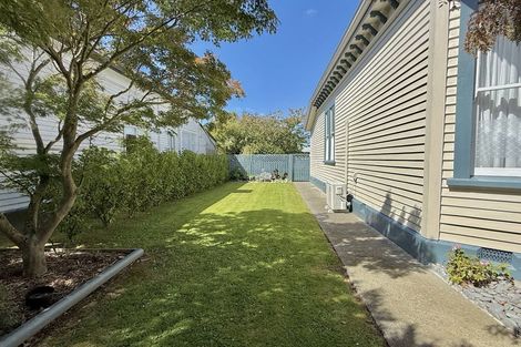 Photo of property in 25 Rhodes Street, Waimate, 7924