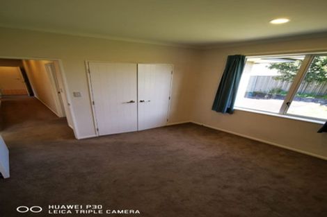 Photo of property in 23 Erceg Way, Rosehill, Papakura, 2113