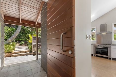 Photo of property in 95b Hinemoa Street, Birkenhead, Auckland, 0626